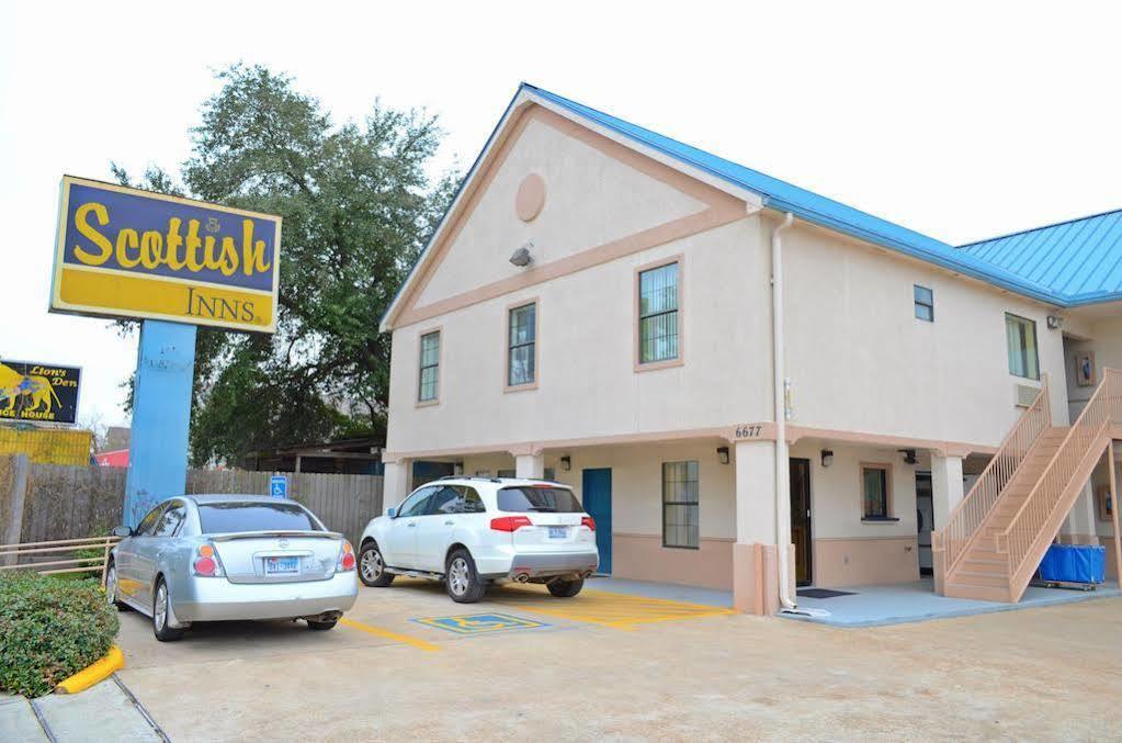 Scottish Inns Westcott Street Houston Exterior photo